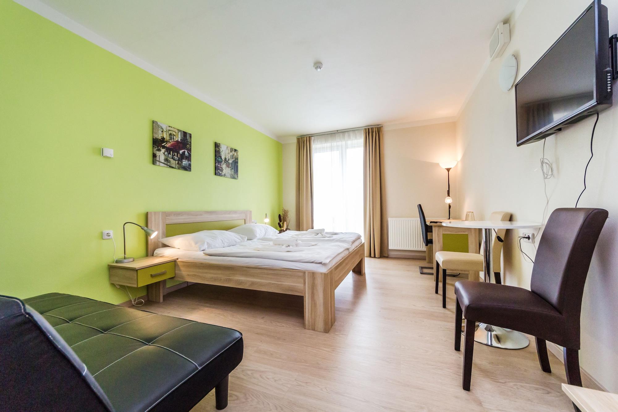 Nad Kralovnou Hotel & Restaurant Praha Eksteriør bilde