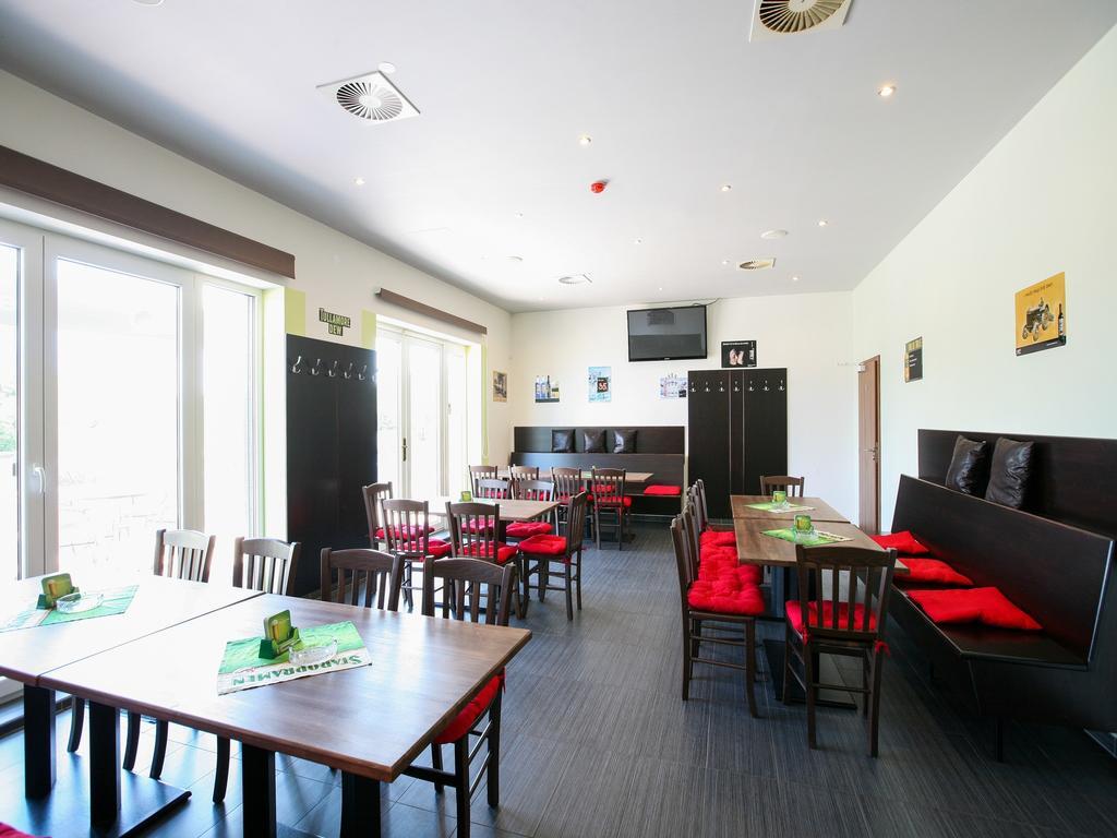 Nad Kralovnou Hotel & Restaurant Praha Rom bilde