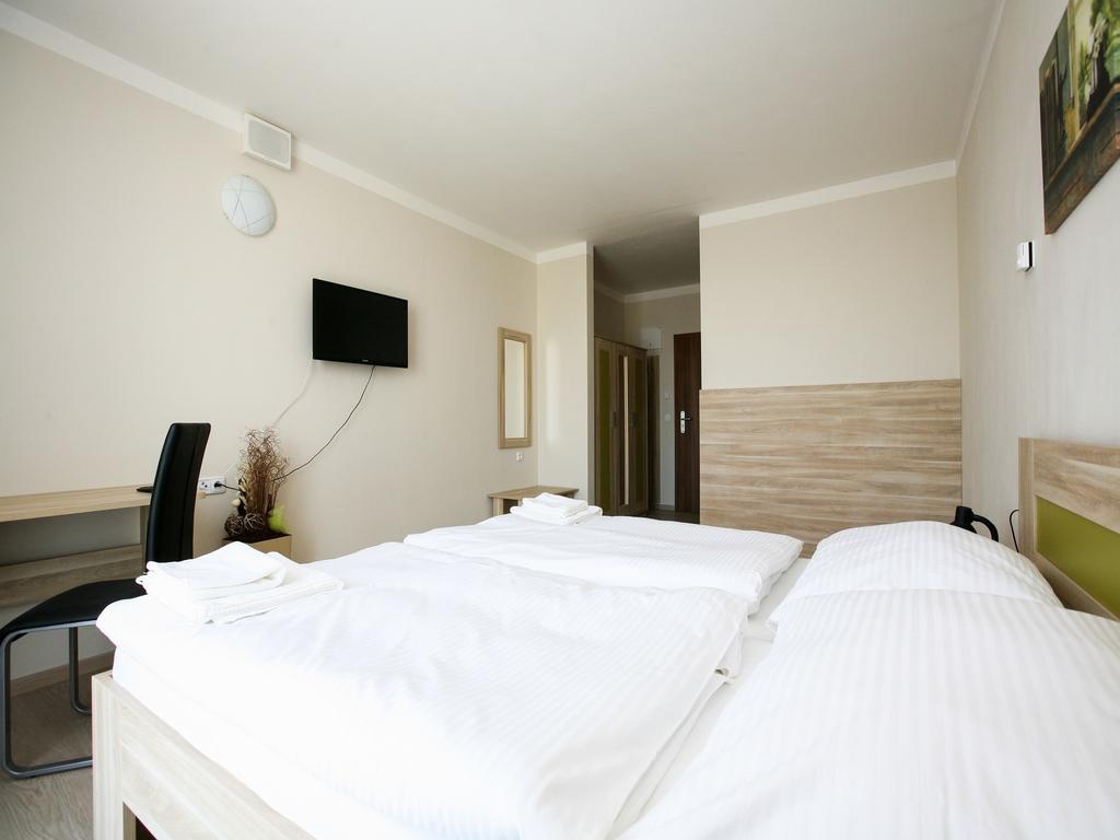 Nad Kralovnou Hotel & Restaurant Praha Eksteriør bilde
