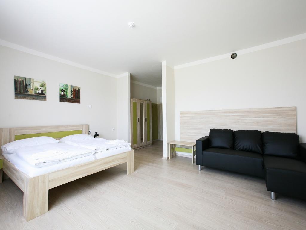Nad Kralovnou Hotel & Restaurant Praha Rom bilde