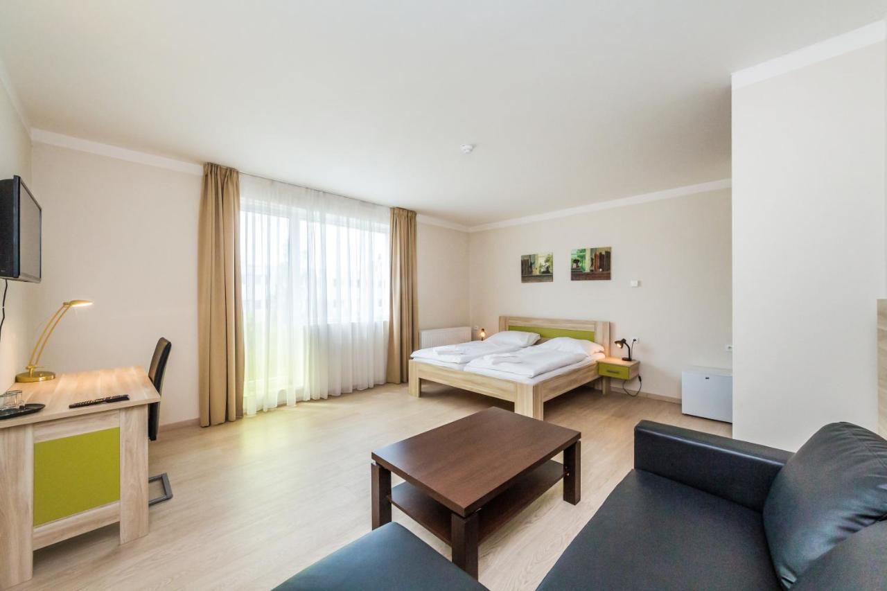 Nad Kralovnou Hotel & Restaurant Praha Eksteriør bilde